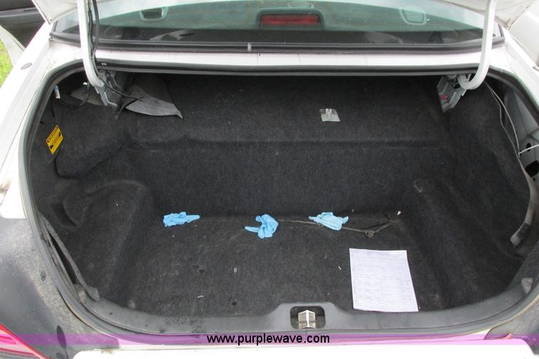 image for item J2210 2008 Ford Crown Victoria Police Interceptor