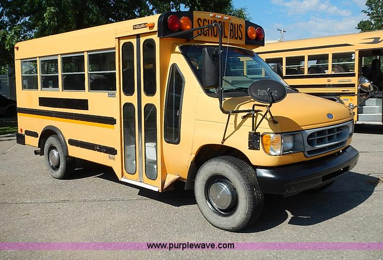image for item J3185 1997 Ford E350 Collins school bus