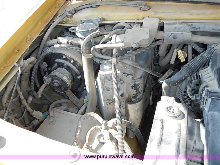 image for item J3185 1997 Ford E350 Collins school bus