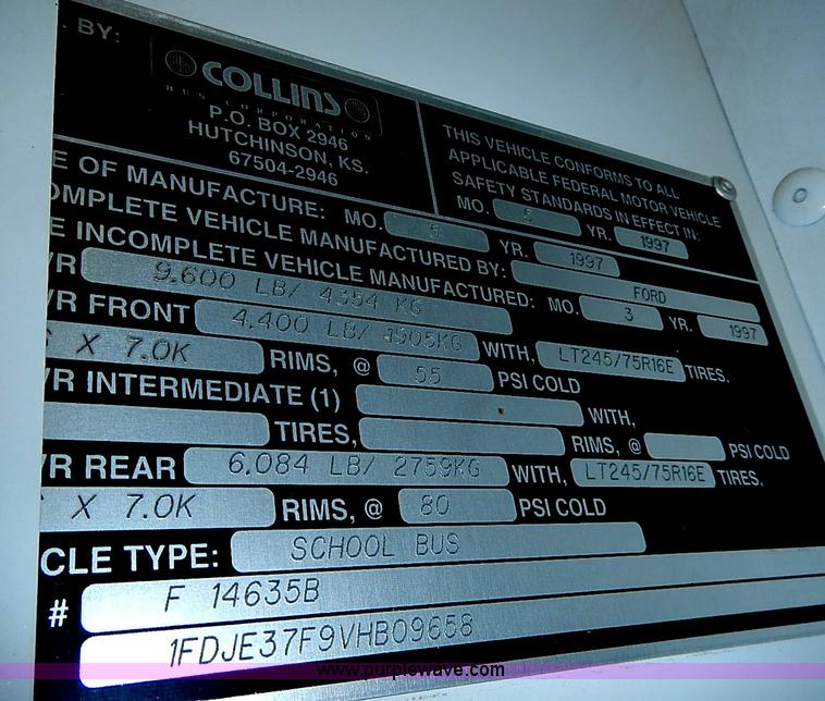 image for item J3185 1997 Ford E350 Collins school bus