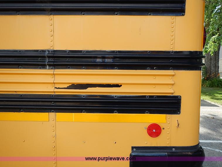 image for item J3186 1994 Blue Bird TC2000 school bus