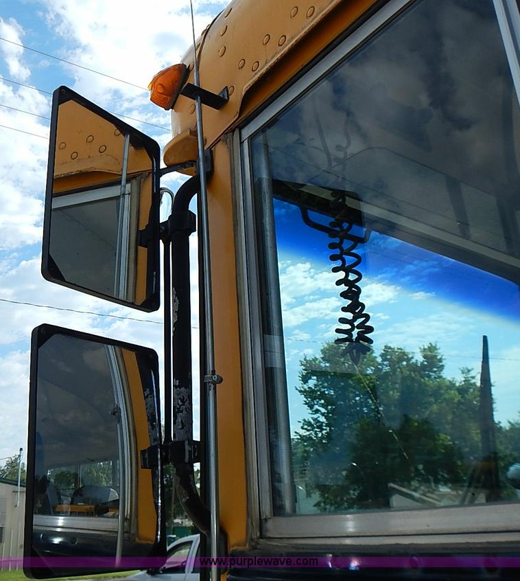 image for item J3186 1994 Blue Bird TC2000 school bus