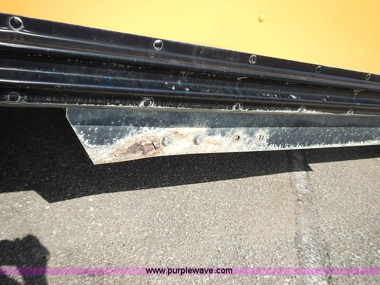 image for item J3186 1994 Blue Bird TC2000 school bus