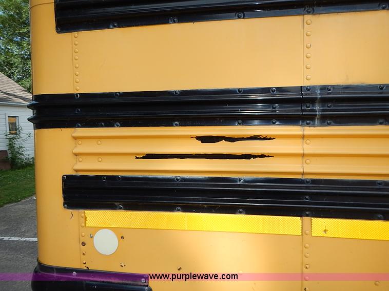image for item J3186 1994 Blue Bird TC2000 school bus