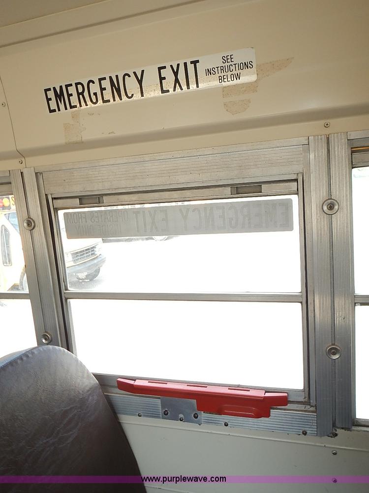 image for item J3186 1994 Blue Bird TC2000 school bus