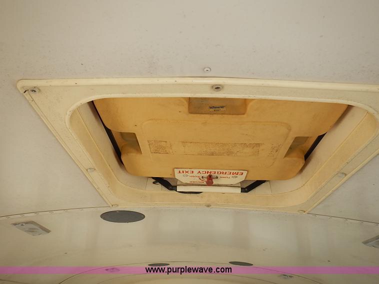 image for item J3186 1994 Blue Bird TC2000 school bus