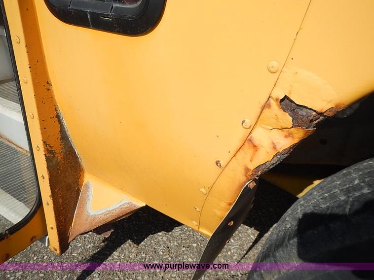 image for item J3188 1996 Ford E350 Collins school bus