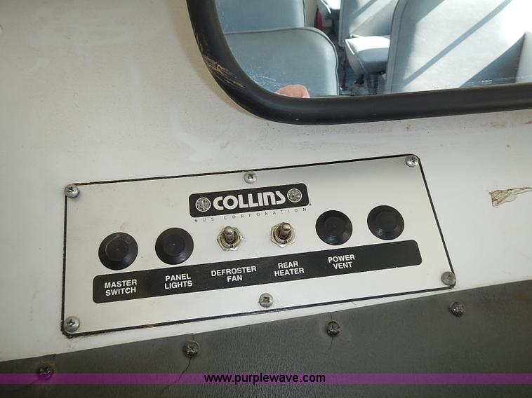 image for item J3188 1996 Ford E350 Collins school bus