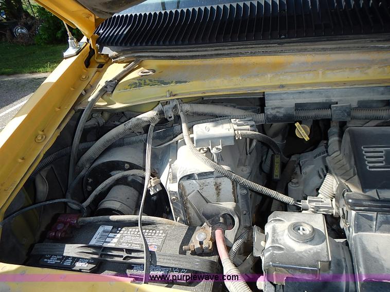 image for item J3189 1996 Ford E350 Collins school bus