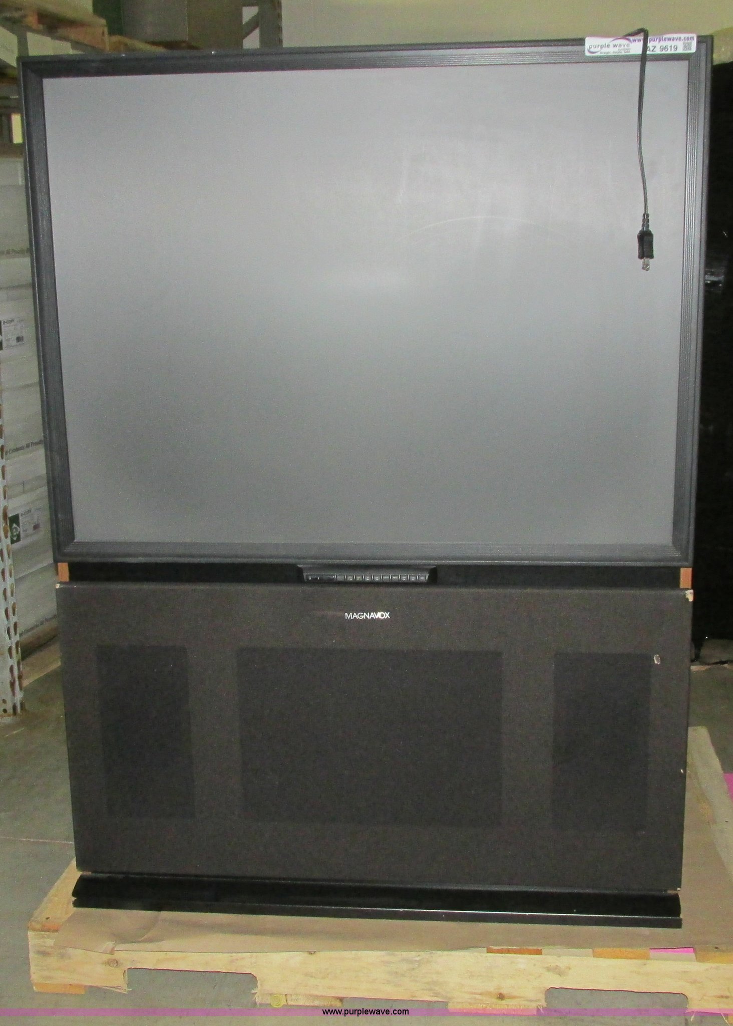 Magnavox 46" projection television in MCpherson, KS Item AZ9619 sold