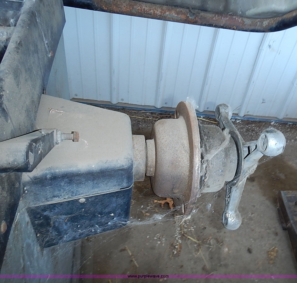 Nortron 7403116 wheel balancer in Kansas City, KS Item BA9210 sold