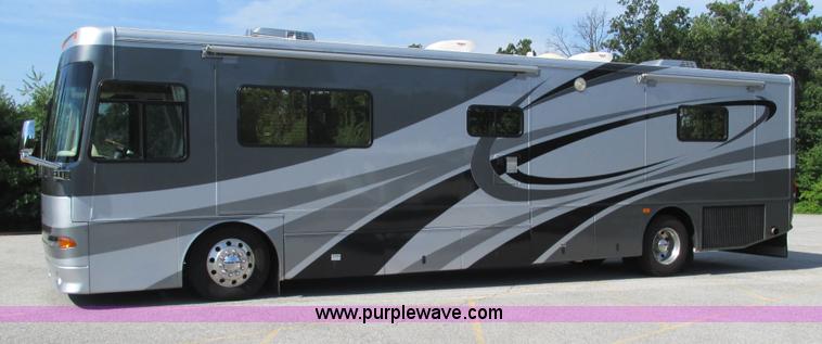 image for item AC9823 2003 Alpine Coach M-40FD RV