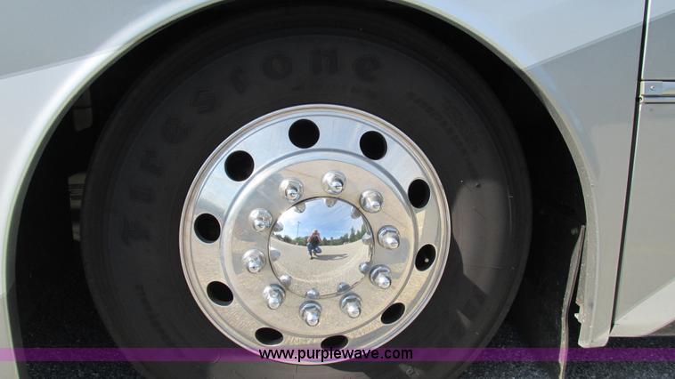 image for item AC9823 2003 Alpine Coach M-40FD RV