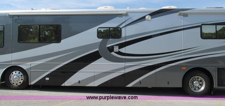 image for item AC9823 2003 Alpine Coach M-40FD RV