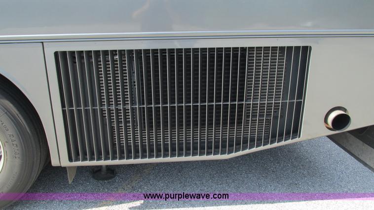 image for item AC9823 2003 Alpine Coach M-40FD RV