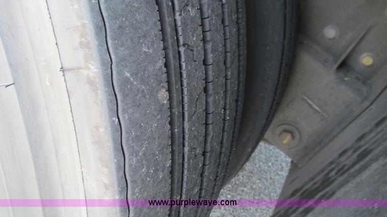 image for item AC9823 2003 Alpine Coach M-40FD RV