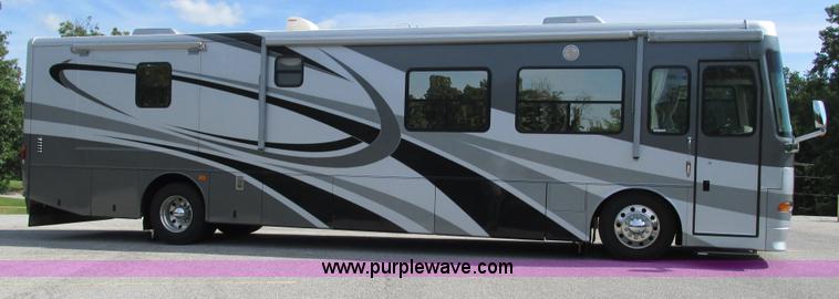 image for item AC9823 2003 Alpine Coach M-40FD RV