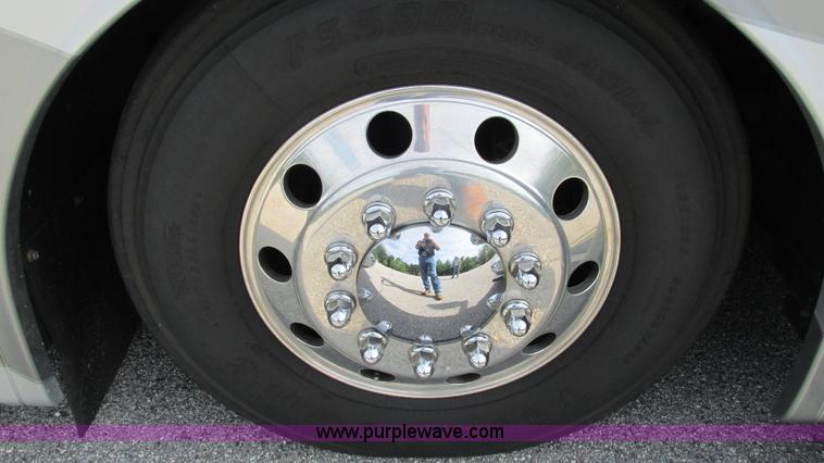 image for item AC9823 2003 Alpine Coach M-40FD RV