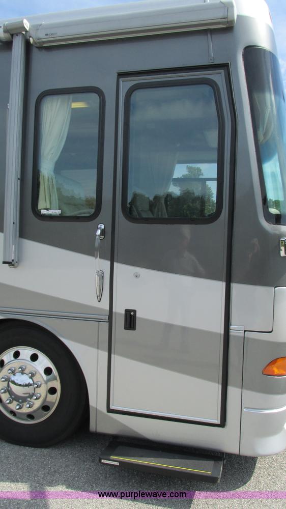 image for item AC9823 2003 Alpine Coach M-40FD RV