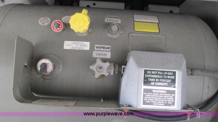 image for item AC9823 2003 Alpine Coach M-40FD RV