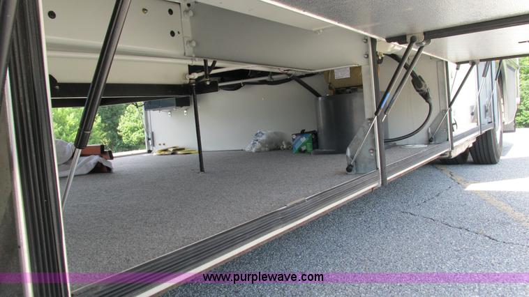 image for item AC9823 2003 Alpine Coach M-40FD RV