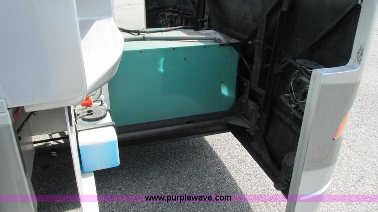 image for item AC9823 2003 Alpine Coach M-40FD RV