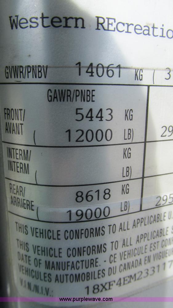 image for item AC9823 2003 Alpine Coach M-40FD RV