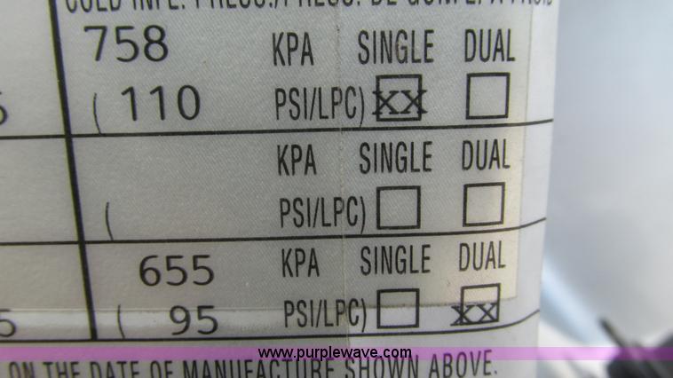 image for item AC9823 2003 Alpine Coach M-40FD RV