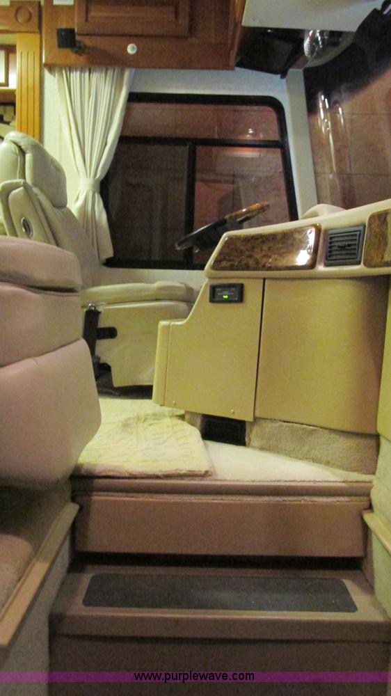 image for item AC9823 2003 Alpine Coach M-40FD RV