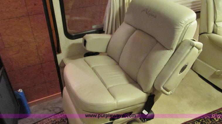 image for item AC9823 2003 Alpine Coach M-40FD RV