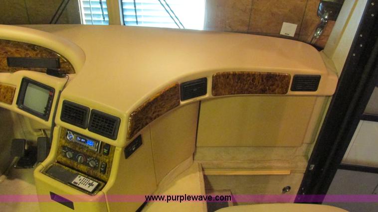 image for item AC9823 2003 Alpine Coach M-40FD RV