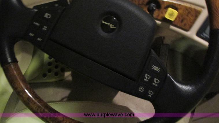 image for item AC9823 2003 Alpine Coach M-40FD RV