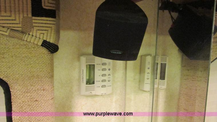 image for item AC9823 2003 Alpine Coach M-40FD RV