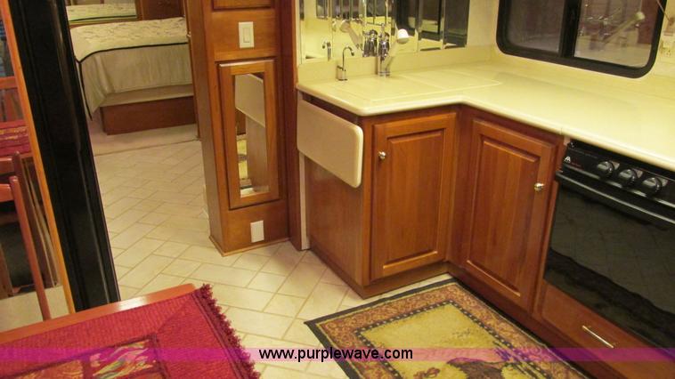 image for item AC9823 2003 Alpine Coach M-40FD RV