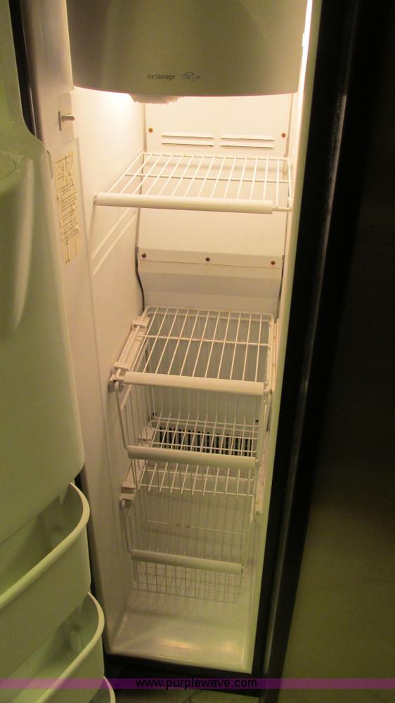 image for item AC9823 2003 Alpine Coach M-40FD RV