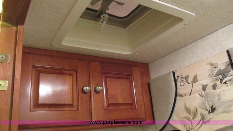 image for item AC9823 2003 Alpine Coach M-40FD RV