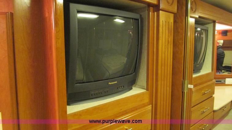 image for item AC9823 2003 Alpine Coach M-40FD RV