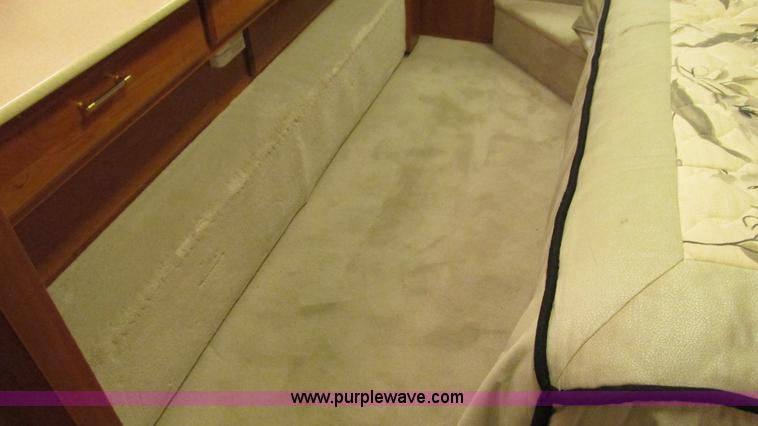 image for item AC9823 2003 Alpine Coach M-40FD RV