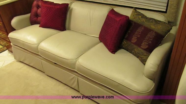 image for item AC9823 2003 Alpine Coach M-40FD RV