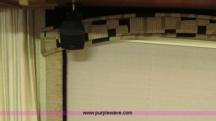 image for item AC9823 2003 Alpine Coach M-40FD RV