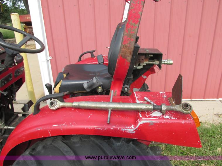 image for item AN9003 2006 Farm Pro 2425 MFWD tractor
