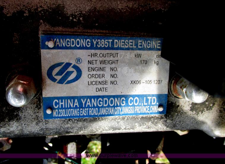 image for item AN9003 2006 Farm Pro 2425 MFWD tractor