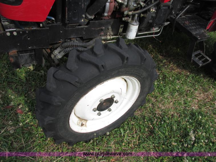 image for item AN9003 2006 Farm Pro 2425 MFWD tractor