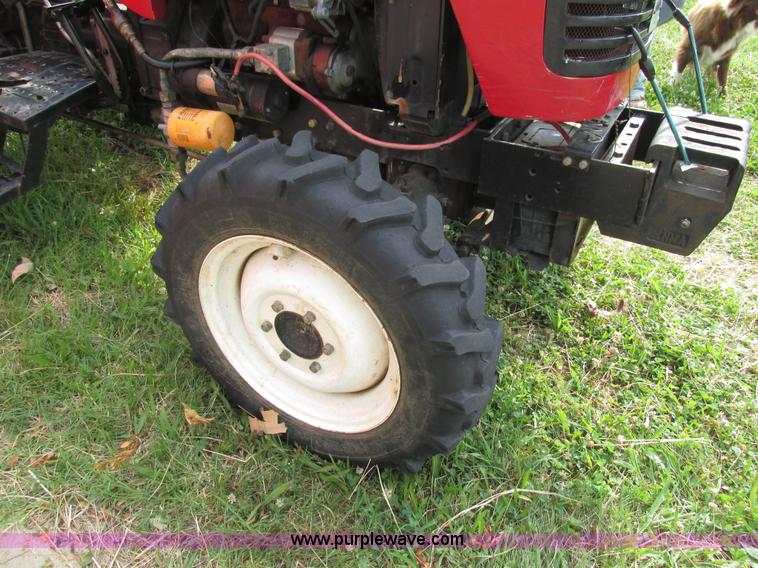 image for item AN9003 2006 Farm Pro 2425 MFWD tractor