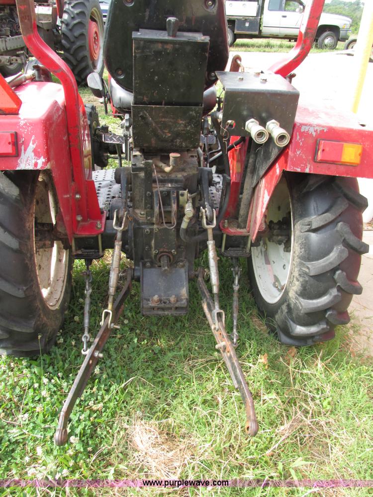 image for item AN9003 2006 Farm Pro 2425 MFWD tractor