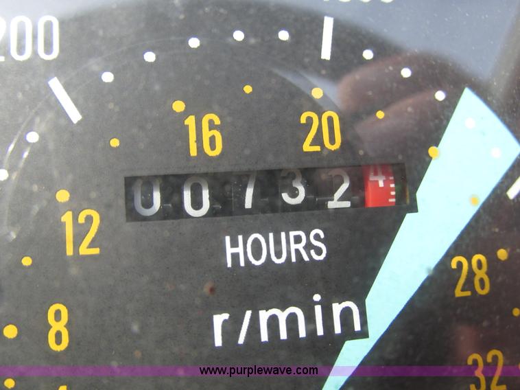 image for item AN9003 2006 Farm Pro 2425 MFWD tractor