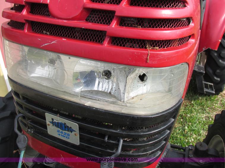 image for item AN9003 2006 Farm Pro 2425 MFWD tractor