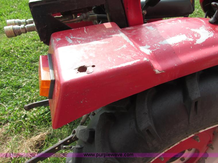 image for item AN9003 2006 Farm Pro 2425 MFWD tractor