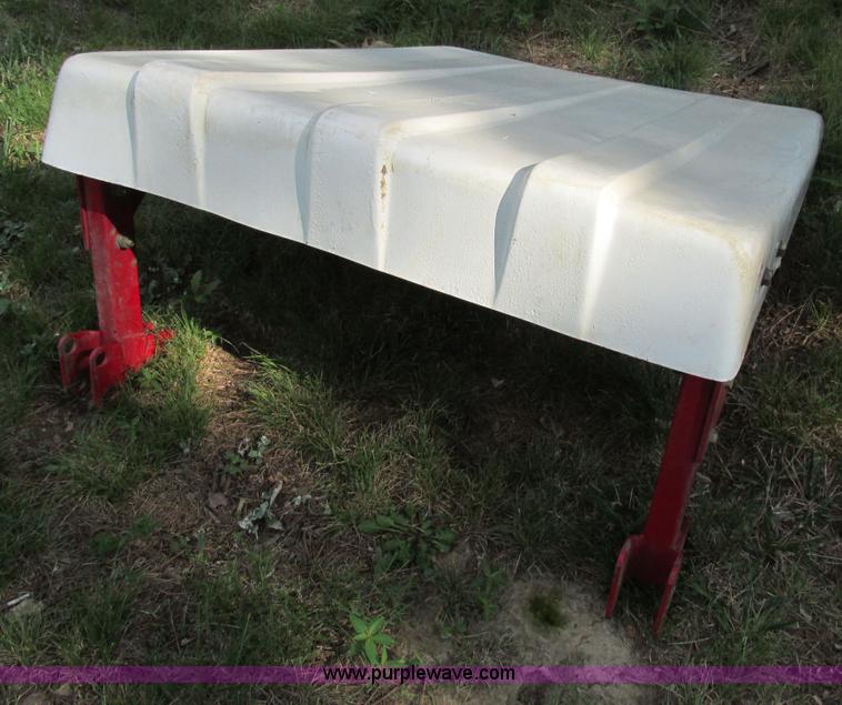 image for item AN9003 2006 Farm Pro 2425 MFWD tractor