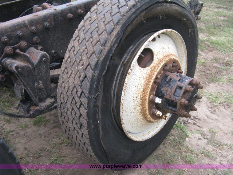 image for item AS9058 (4) tractor truck differentials